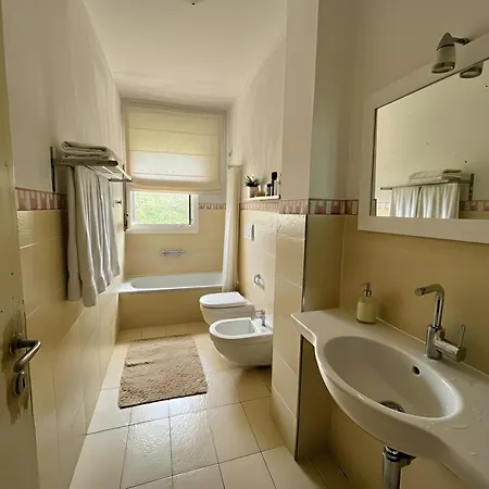 Simone Apartamento Baja Cerdeña